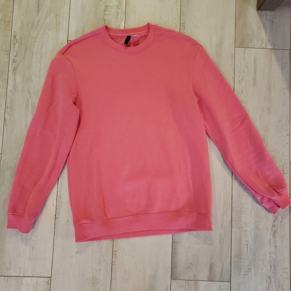 H&M Divided Salmon Sweatshirt sz m